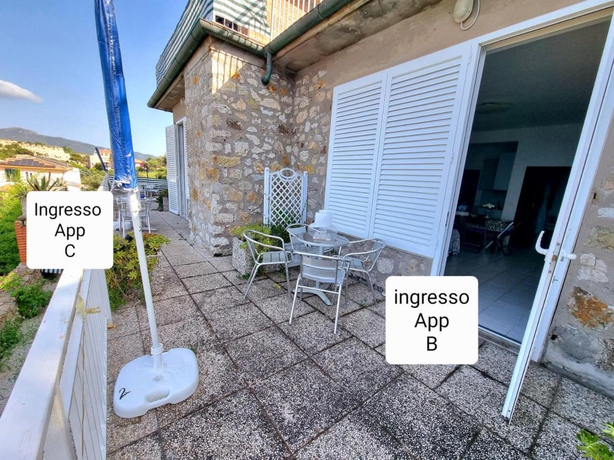 Appartamenti La Terrazza Sulle Ghiaie - Goelba Портоферрайо Экстерьер фото