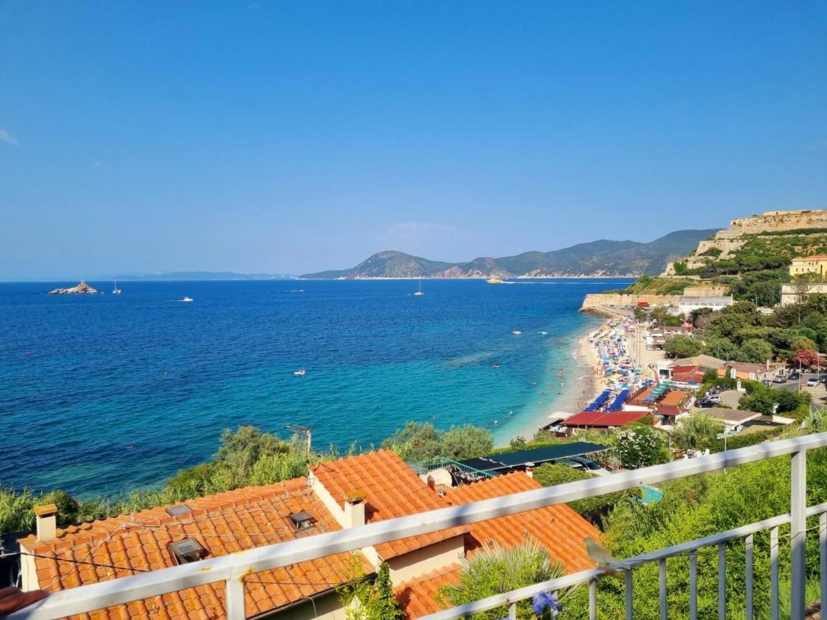 Appartamenti La Terrazza Sulle Ghiaie - Goelba Портоферрайо Экстерьер фото