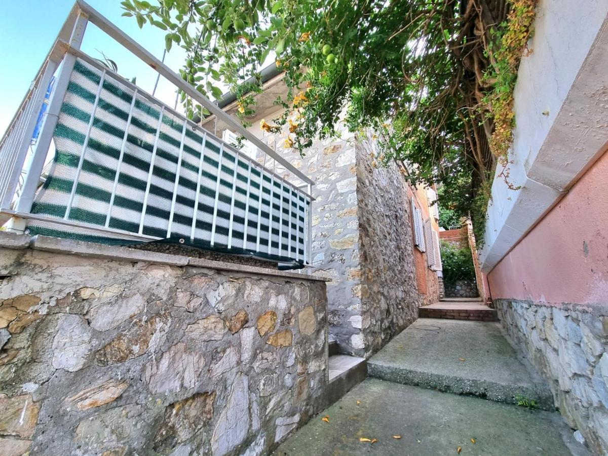 Appartamenti La Terrazza Sulle Ghiaie - Goelba Портоферрайо Экстерьер фото